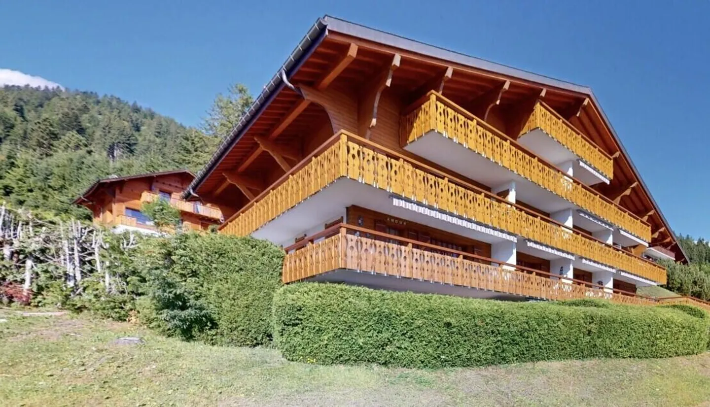 Außergewöhnliche Wohnung mit Bergblick - Foto 2 von 11