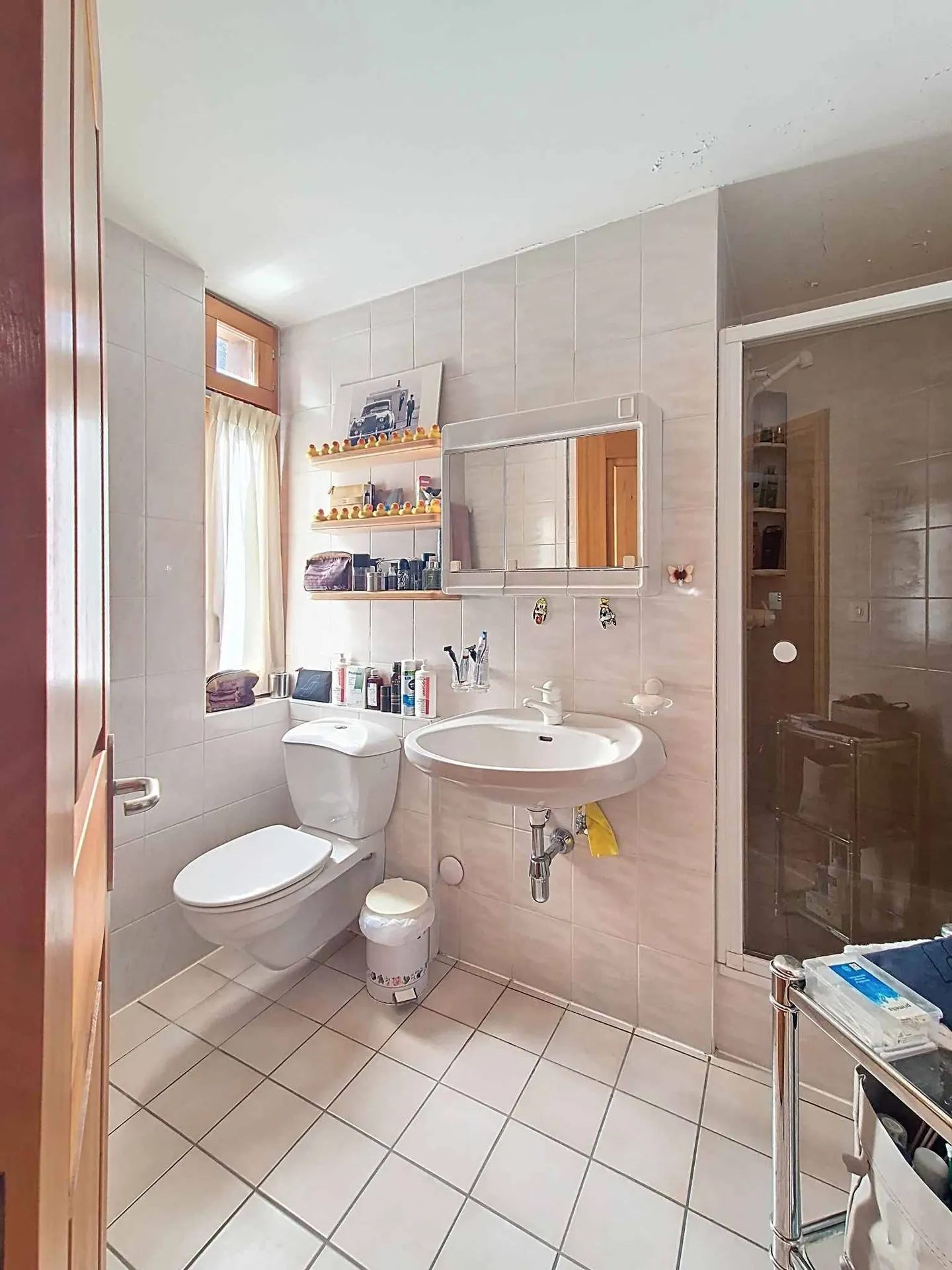 SCHÖNE 3-ZIMMER-WOHNUNG 100 M2 - ZENTRAL UND RUHIG - Foto 9 von 12