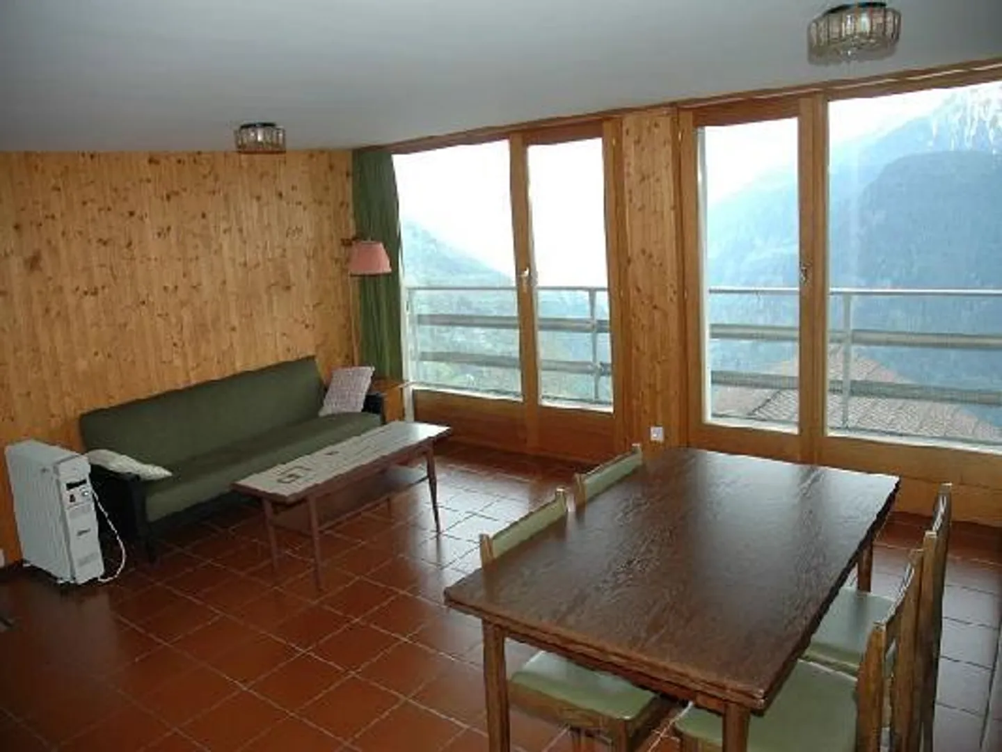 4-Zimmer-Wohnung im 2. OG an sehr ruhiger,sonniger Aussichtslage/ap... - Foto 2 di 5