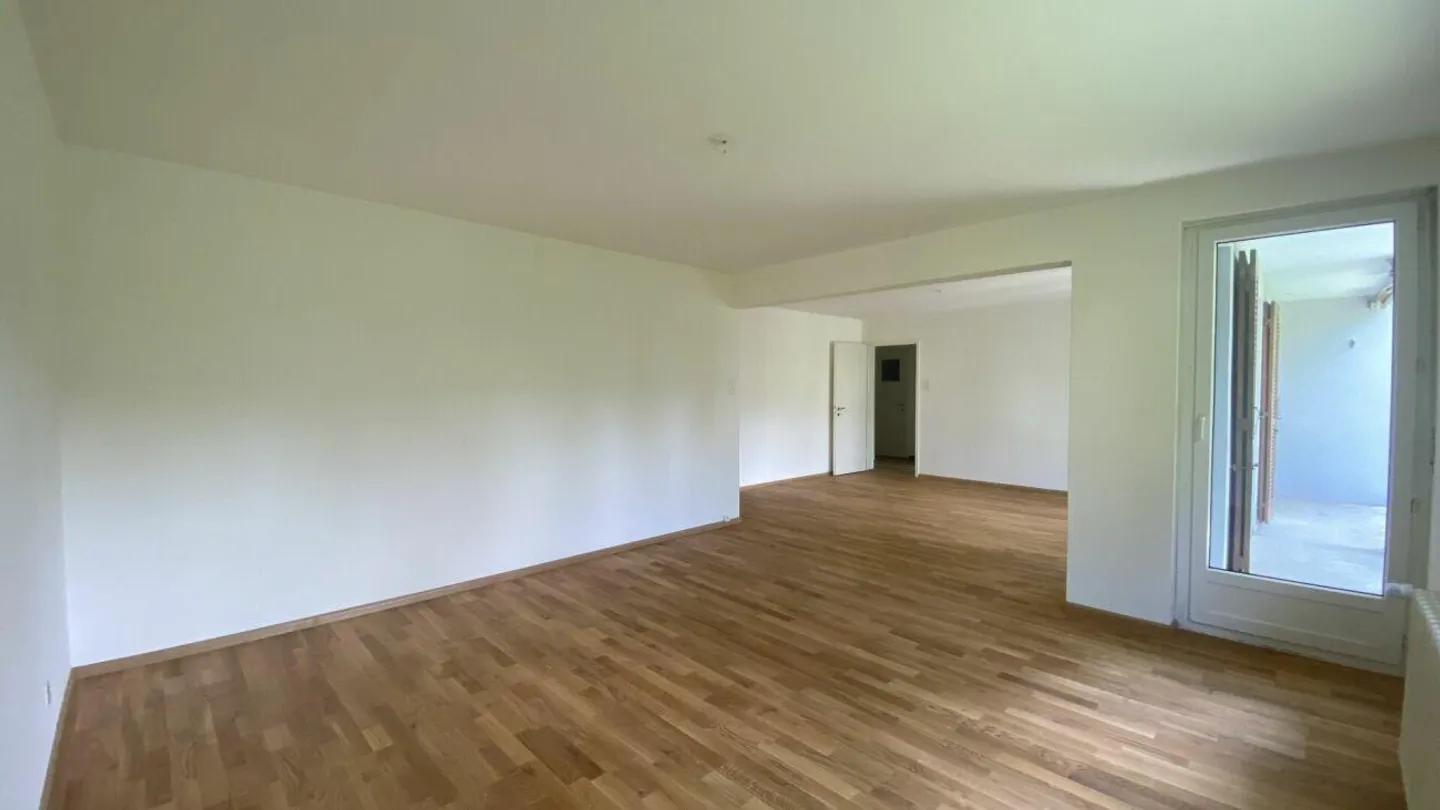 Charmante 3½ Zimmerwohnung auf dem Bruderholz - Foto 3 von 10
