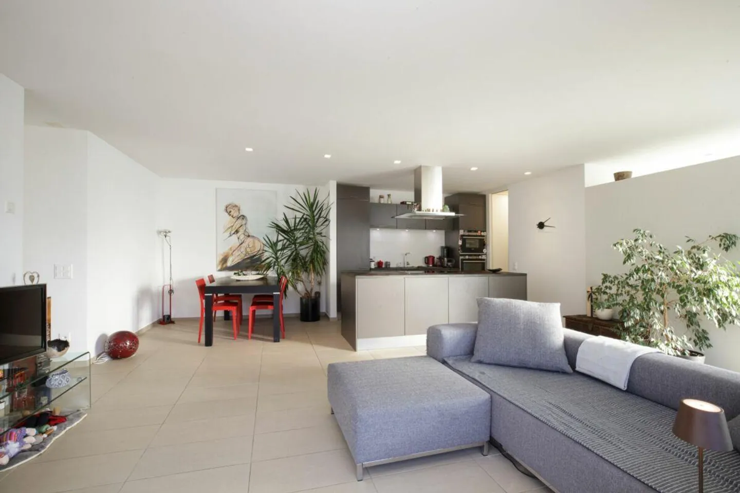 CADEMPINO - Elegante Wohnung mit herrlichem Garten - Foto 5 von 17