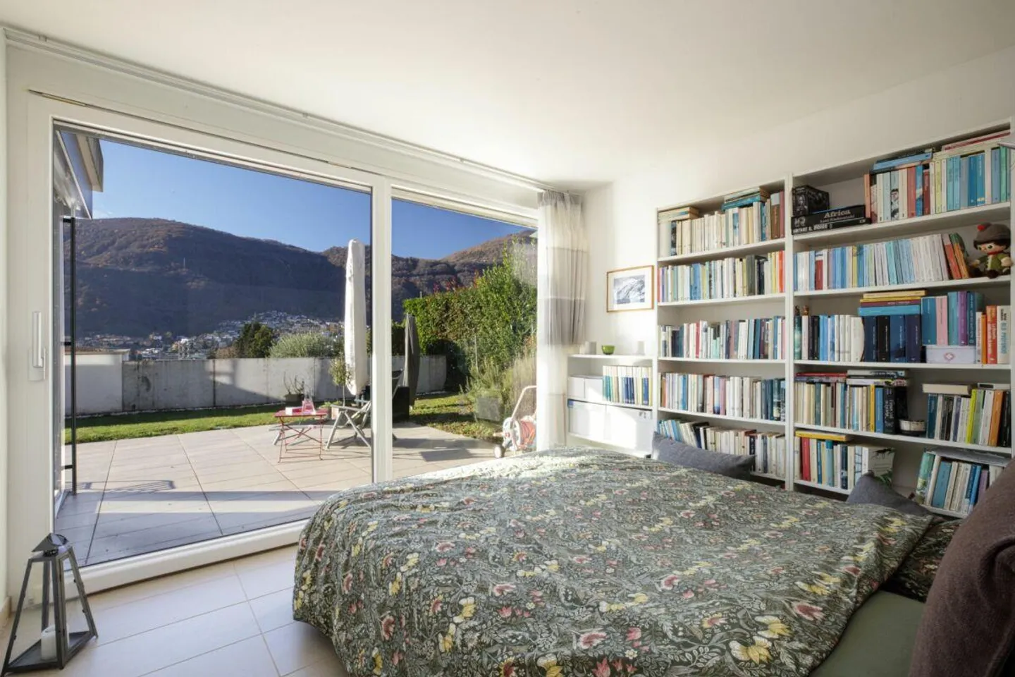CADEMPINO - Elegante Wohnung mit herrlichem Garten - Foto 7 von 17