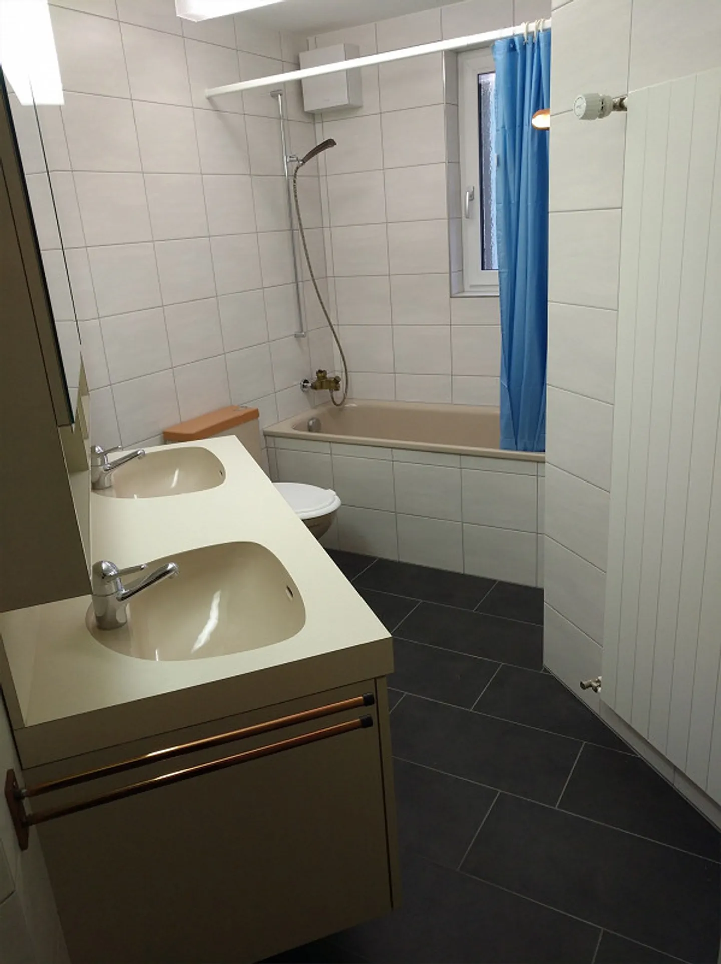 Appartement 3.5 pièces, 1er étage, gauche - Photo 8 sur 16
