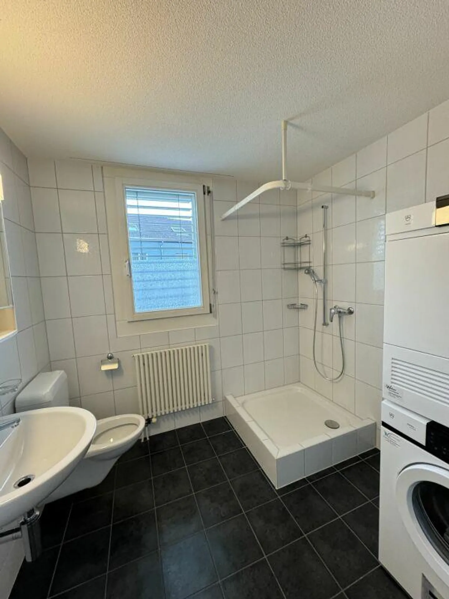 Sonnige Wohnung mit schöner Fernsicht - Foto 8 von 11