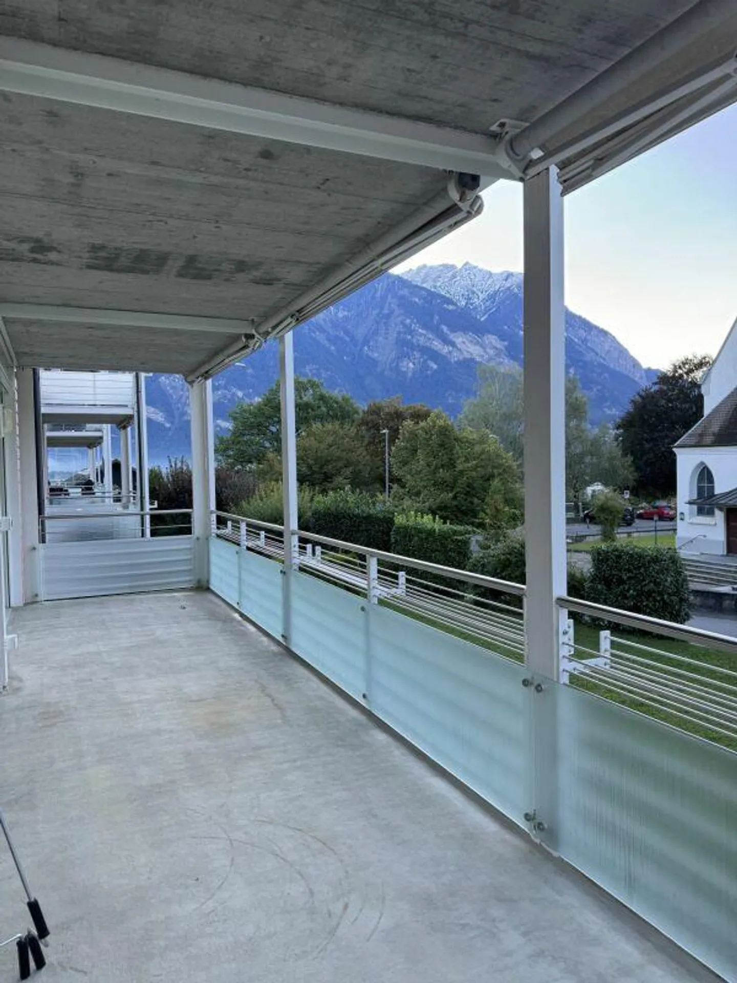 Sonnige Wohnung mit schöner Fernsicht - Foto 11 von 11