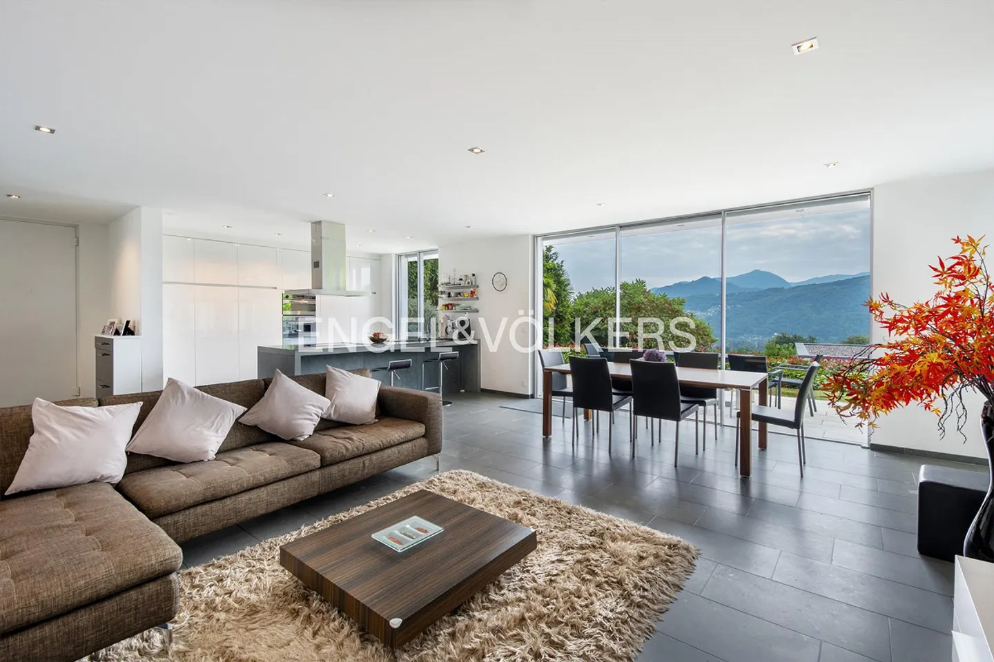 Elegantes modernes Appartement mit Panoramablick - Foto 2 di 19