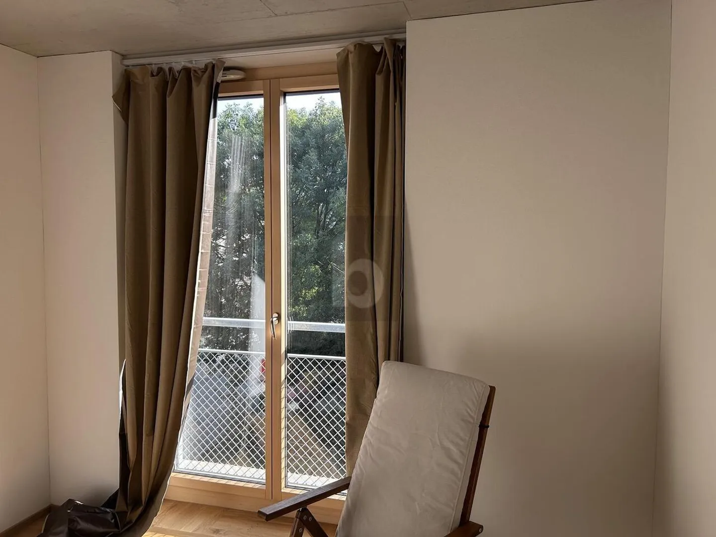 Apartment for rent - Photo 4 of 6