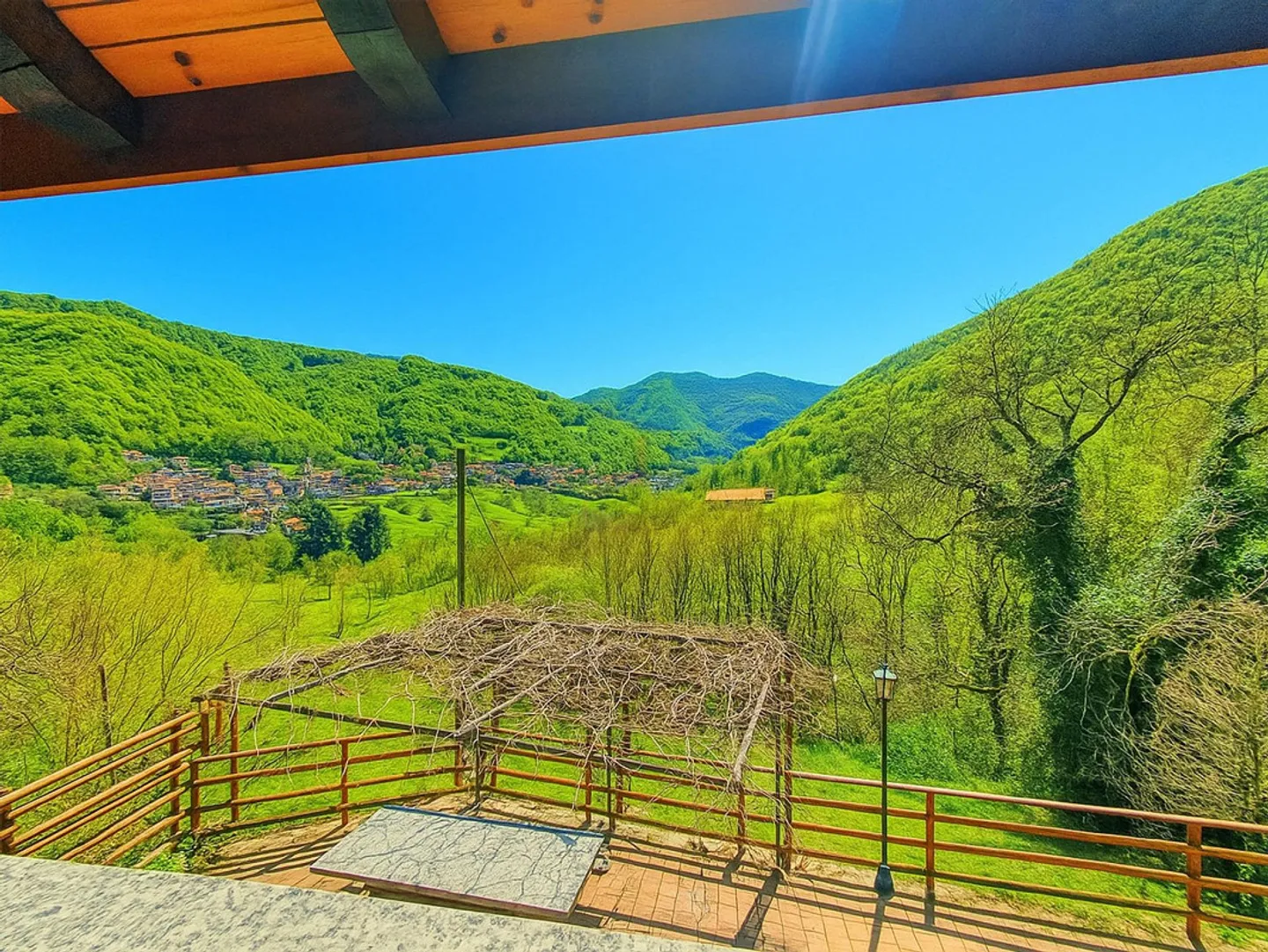 Charmantes Chalet im Valle di Muggio - Foto 1 von 11