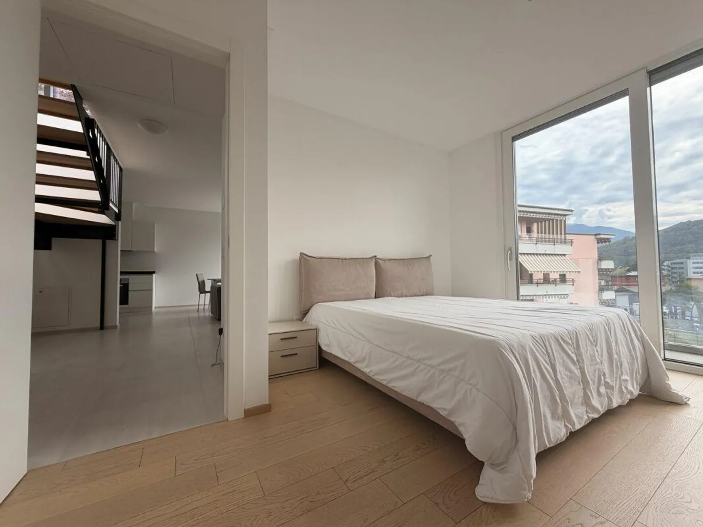 Duplex elegante con terrazza panoramica - Foto 10 di 19