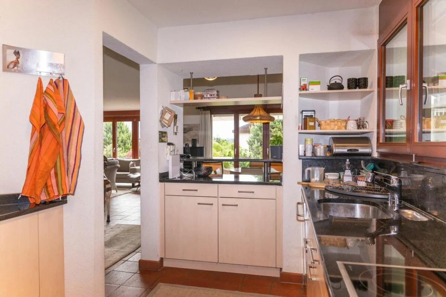 Maison individuelle attrayante avec un environnement bien entretenu - Photo 5 sur 14