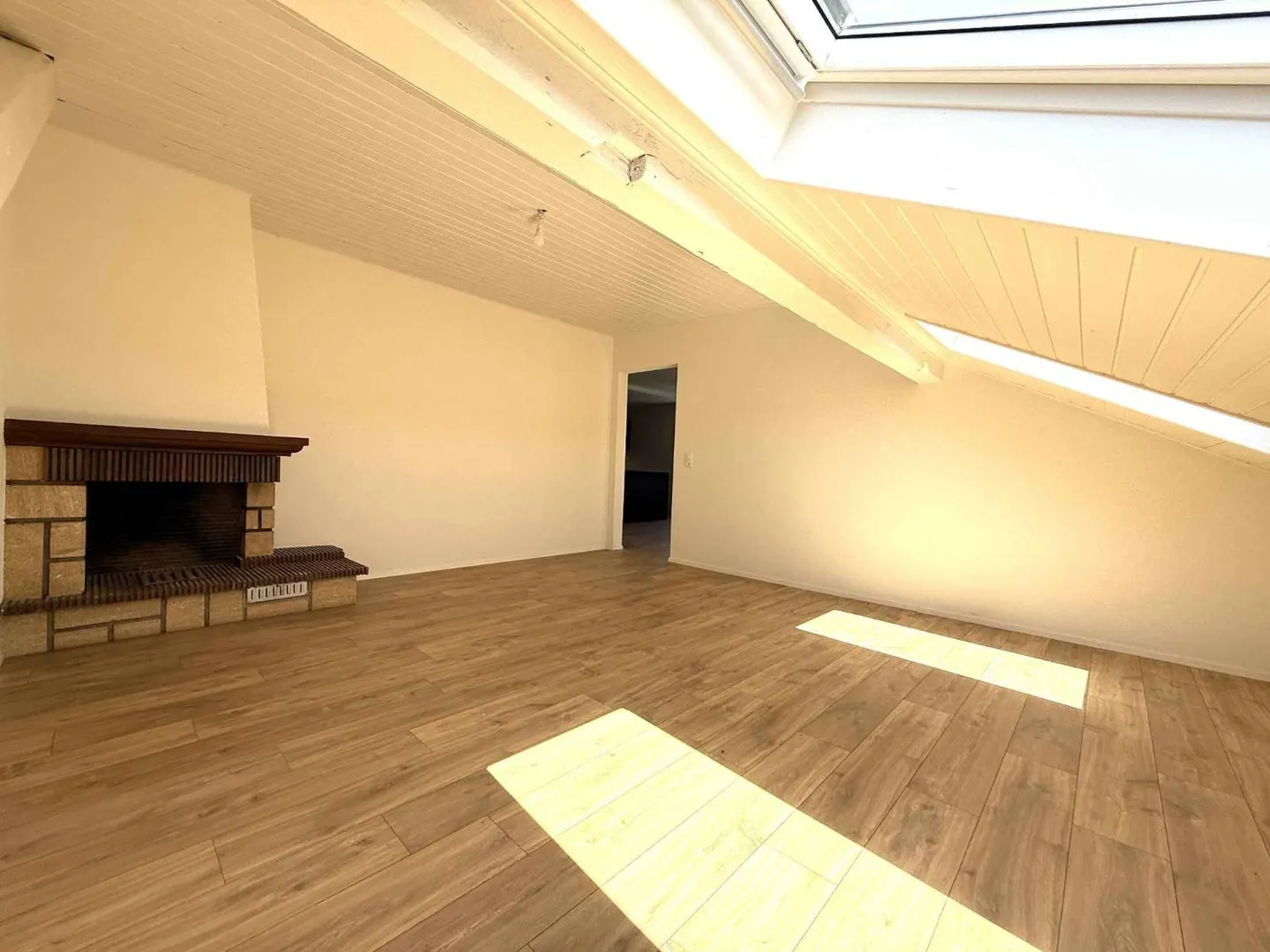 Ristrutturazione completa, bellissimo appartamento attico (tipo loft) - Foto 3 di 10