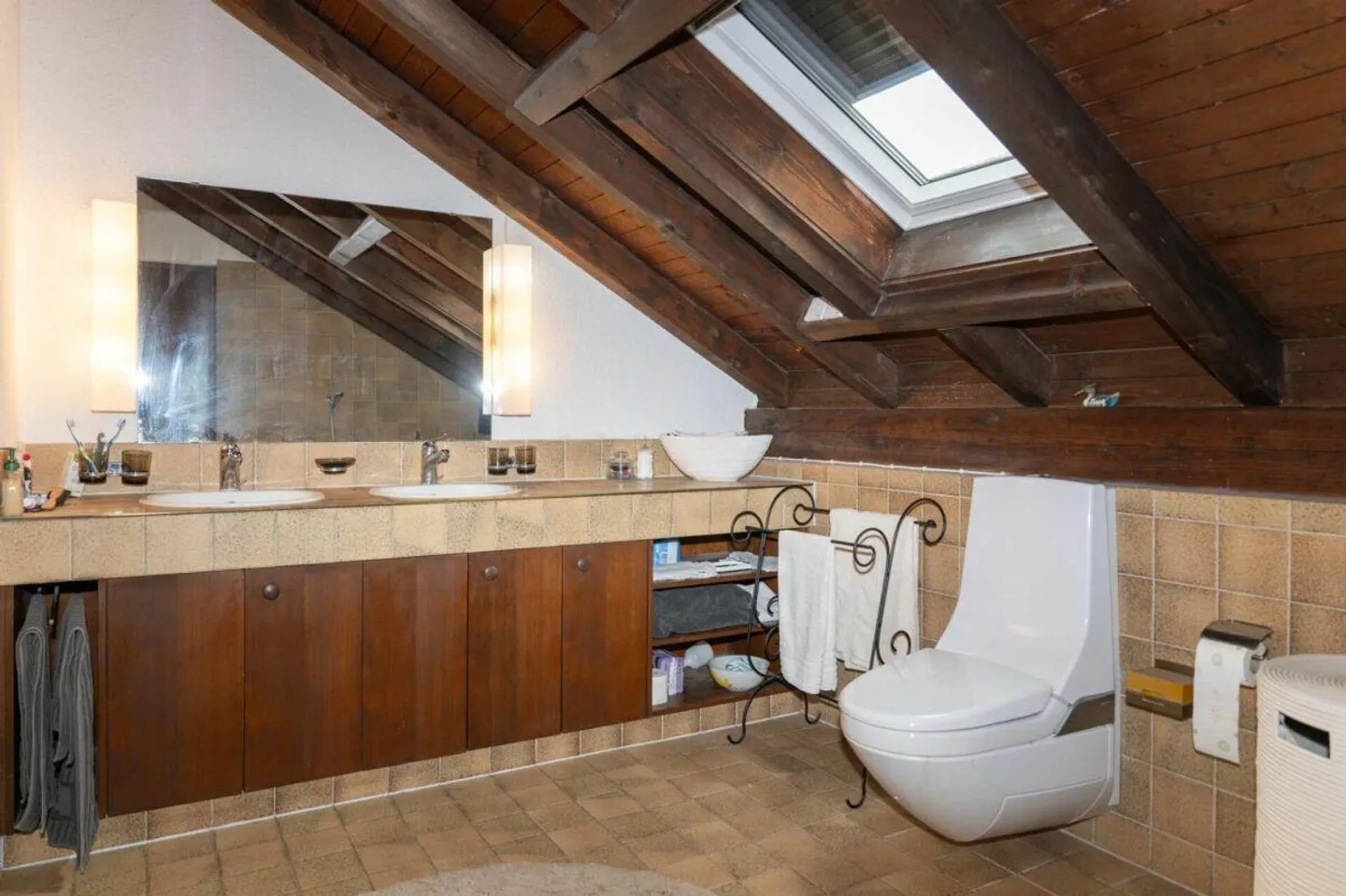 Maison individuelle attrayante avec un environnement bien entretenu - Photo 9 sur 14