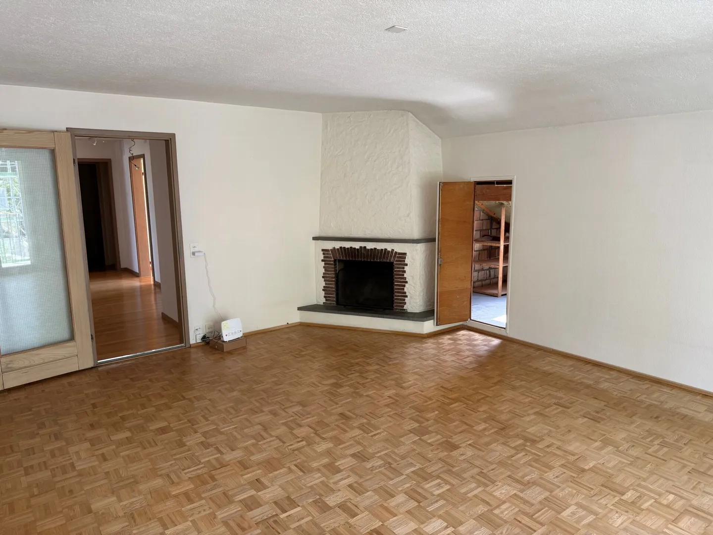 Appartement lumineux et confortable avec cheminée et cuisine moderne - Photo 3 sur 16