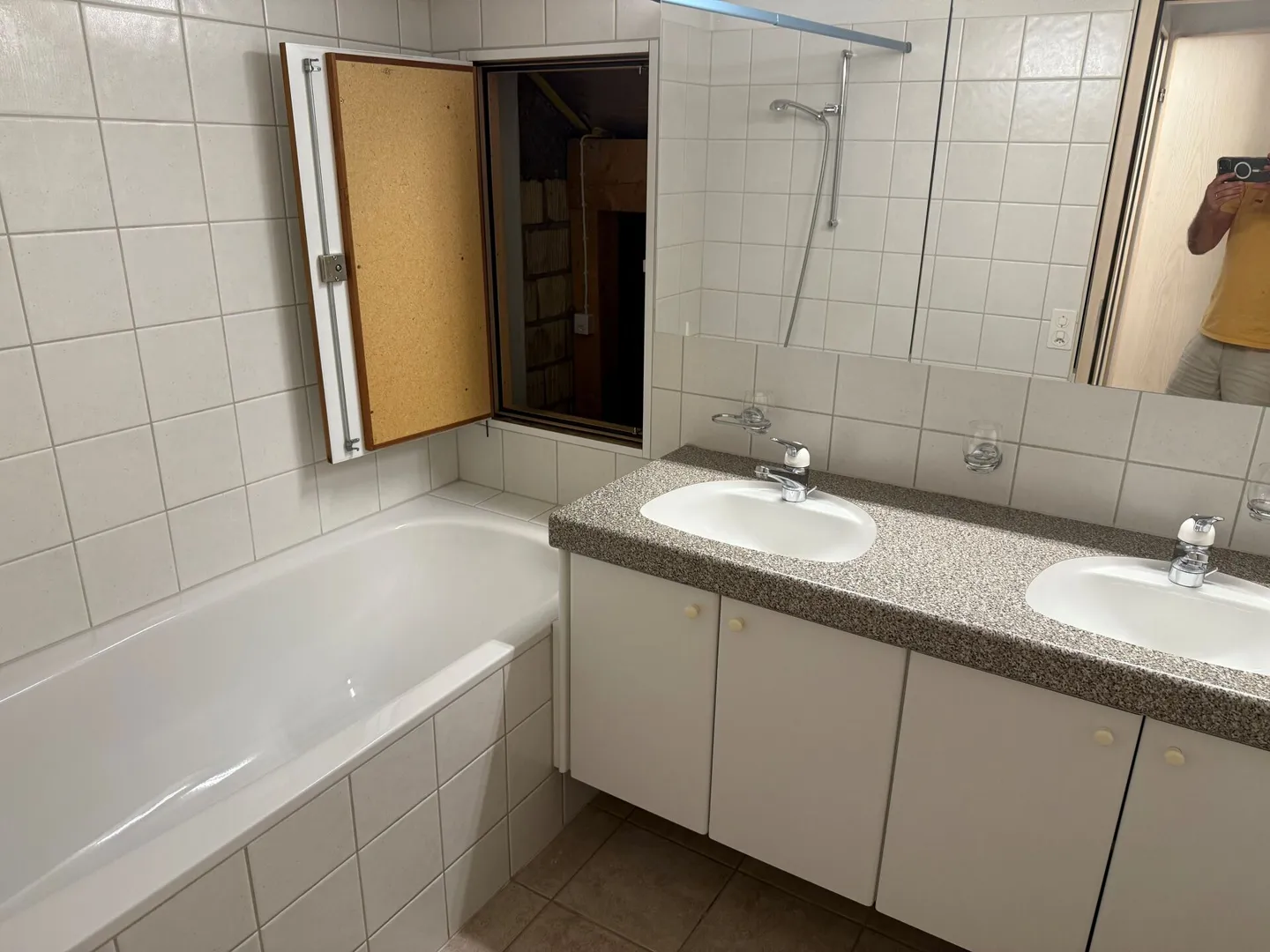 Appartement lumineux et confortable avec cheminée et cuisine moderne - Photo 6 sur 16