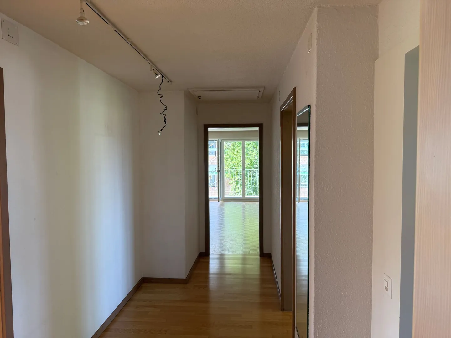 Appartement lumineux et confortable avec cheminée et cuisine moderne - Photo 7 sur 16