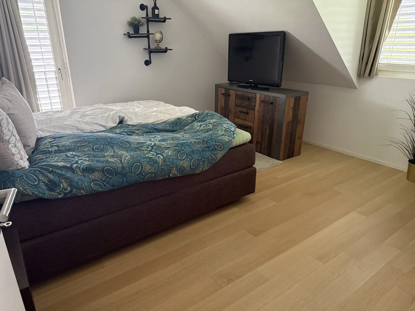 3½ ROOM APARTMENT IN EMBRACH (ZH), FURNISHED, TEMPORARY - Photo 5 of 8