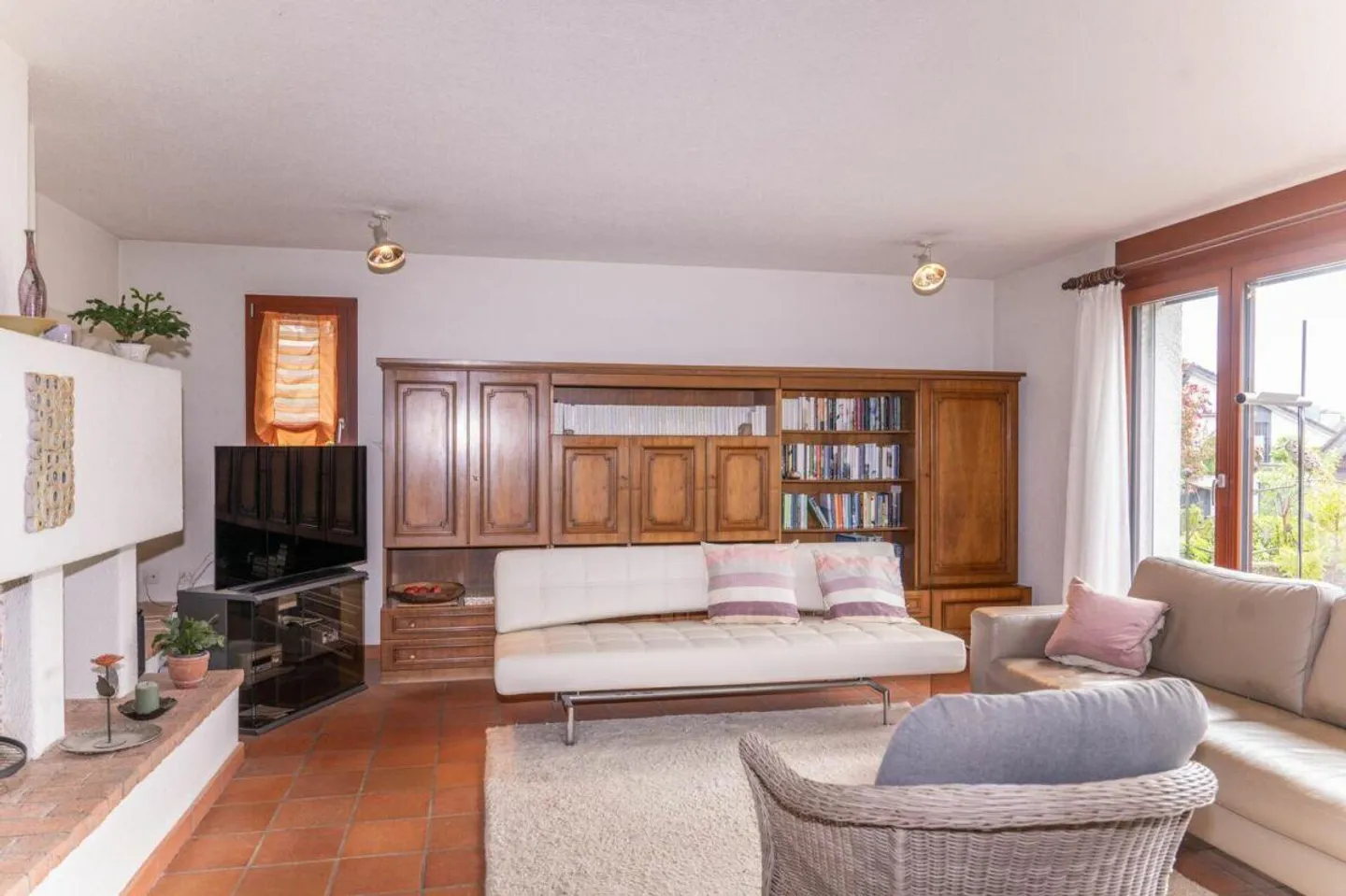 Maison individuelle attrayante avec un environnement bien entretenu - Photo 7 sur 14