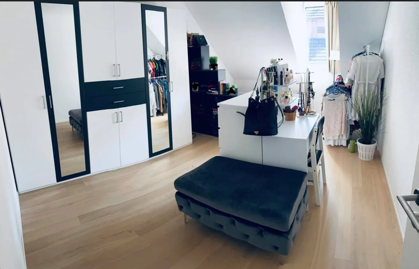 3½ ROOM APARTMENT IN EMBRACH (ZH), FURNISHED, TEMPORARY - Photo 7 of 8