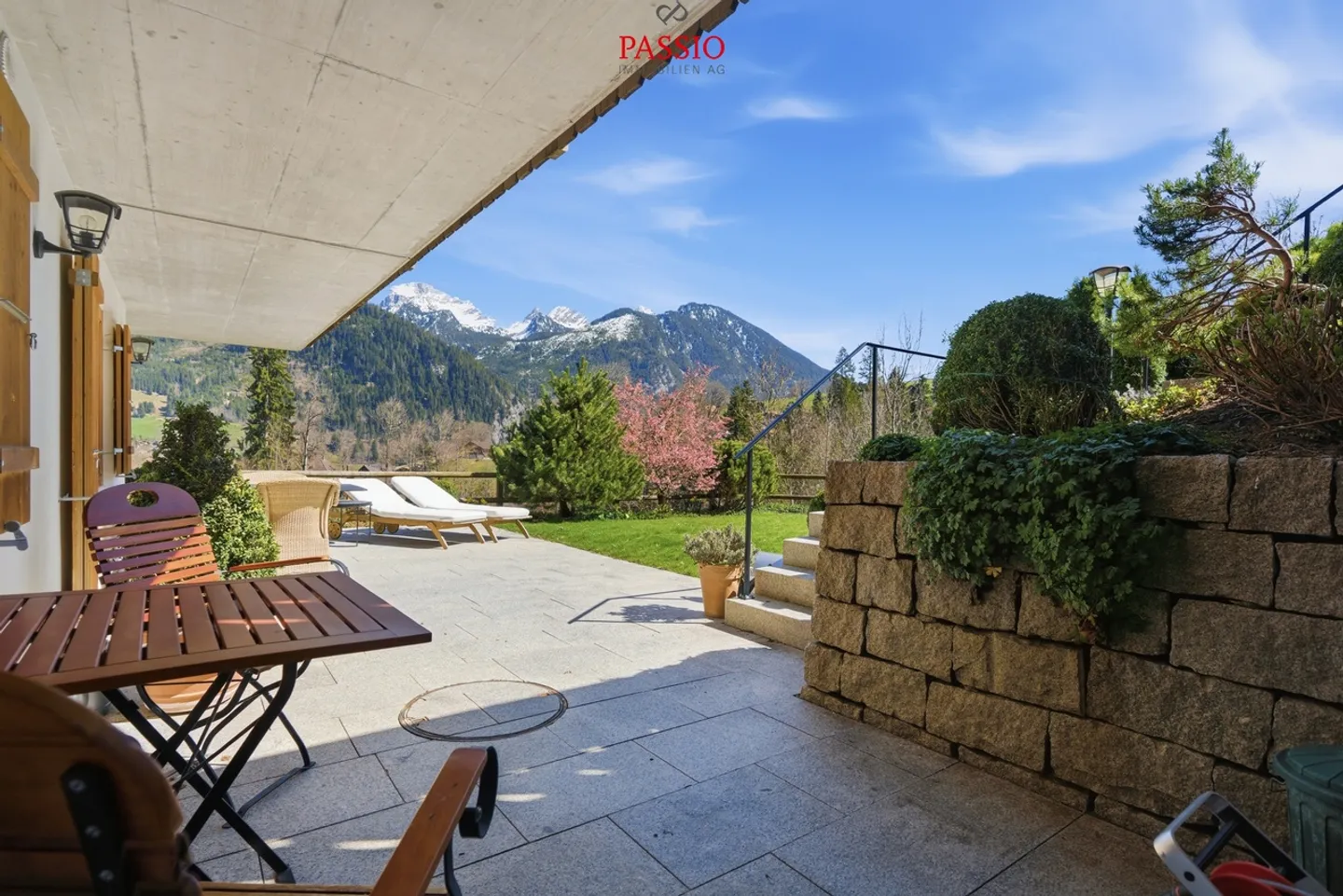 Chalet exclusif de 8,5 pièces avec potentiel locatif et jardin de rêve - Photo 23 sur 38