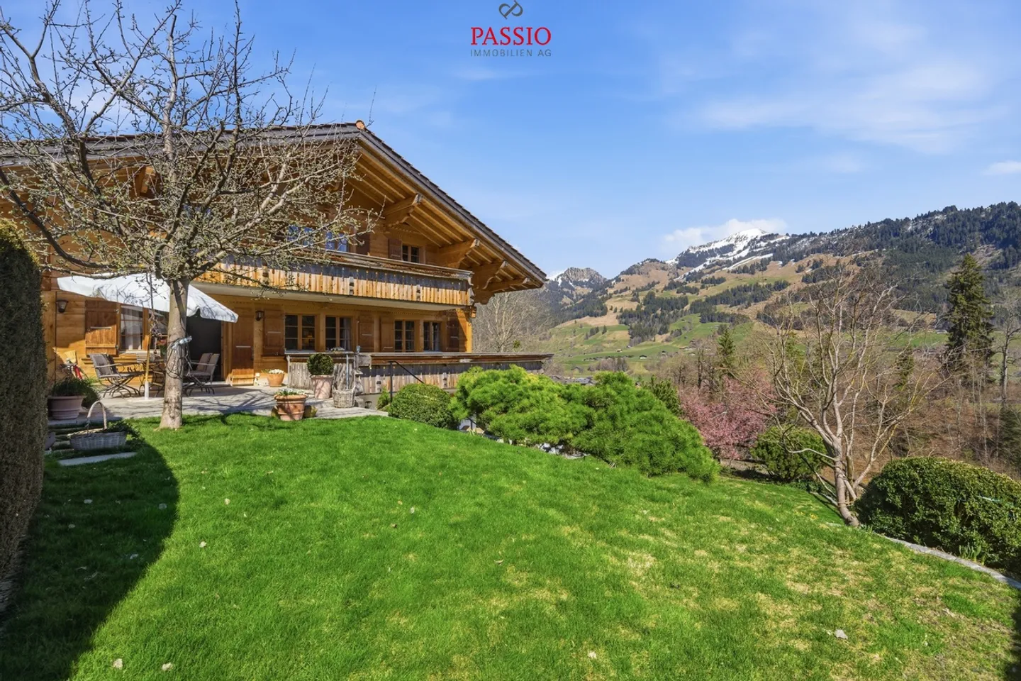Chalet exclusif de 8,5 pièces avec potentiel locatif et jardin de rêve - Photo 28 sur 38