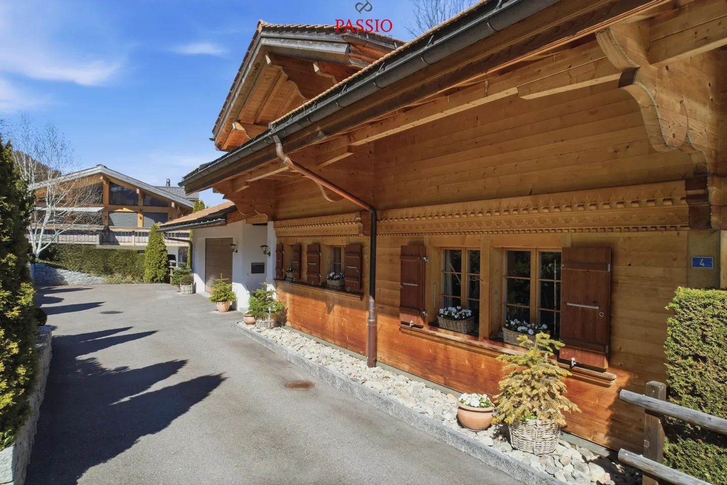 Chalet exclusif de 8,5 pièces avec potentiel locatif et jardin de rêve - Photo 31 sur 38