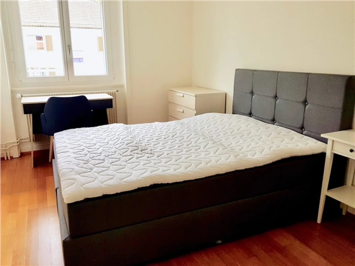 Room in shared apartment in a quiet location - Photo 1 of 12