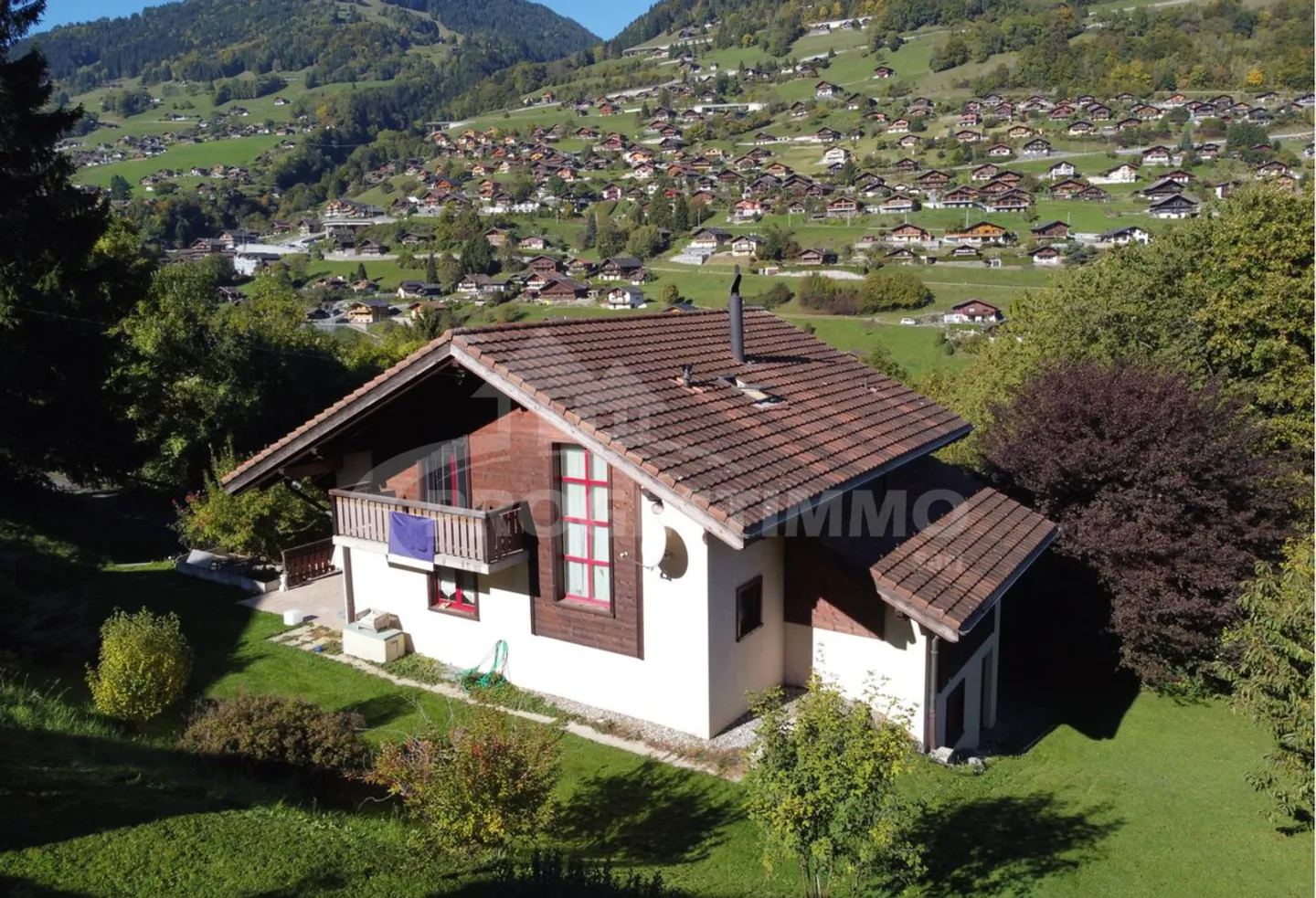 EXCEPTIONAL 6.5-ROOM HOUSE IN A RESIDENTIAL AREA - Photo 11 of 11