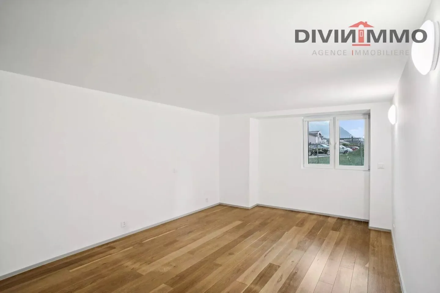 Modern 2-room apartment in Martigny, Switzerland - Photo 5 of 6