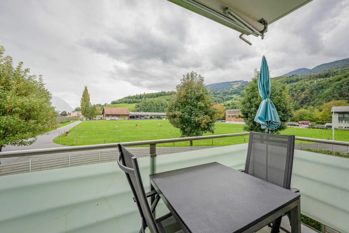 3.5-room apartments in a quiet location with unobstructed views - Photo 7 of 18