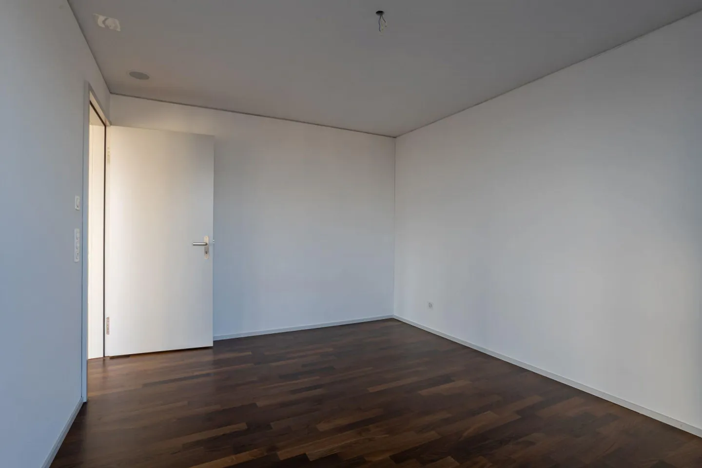 Spacious 3.5-room apartment 18.24 with exclusive view - Photo 2 of 12