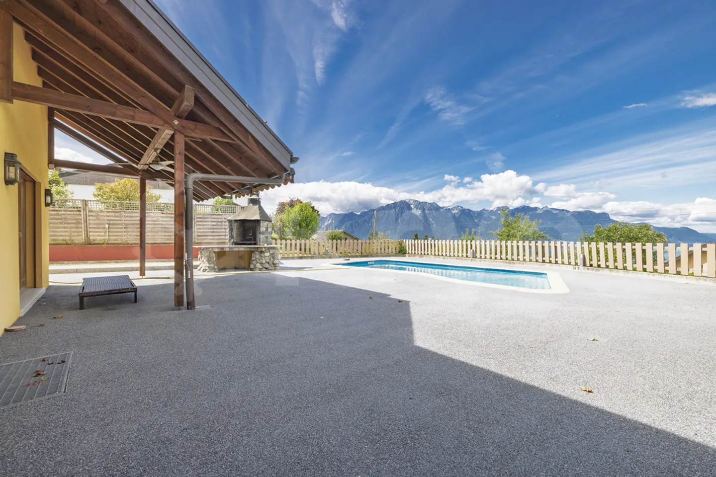 Villa d'exception avec vue lac - Photo 11 sur 12