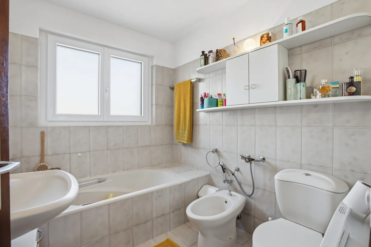Charming Family Home in Gordola - Photo 9 of 13