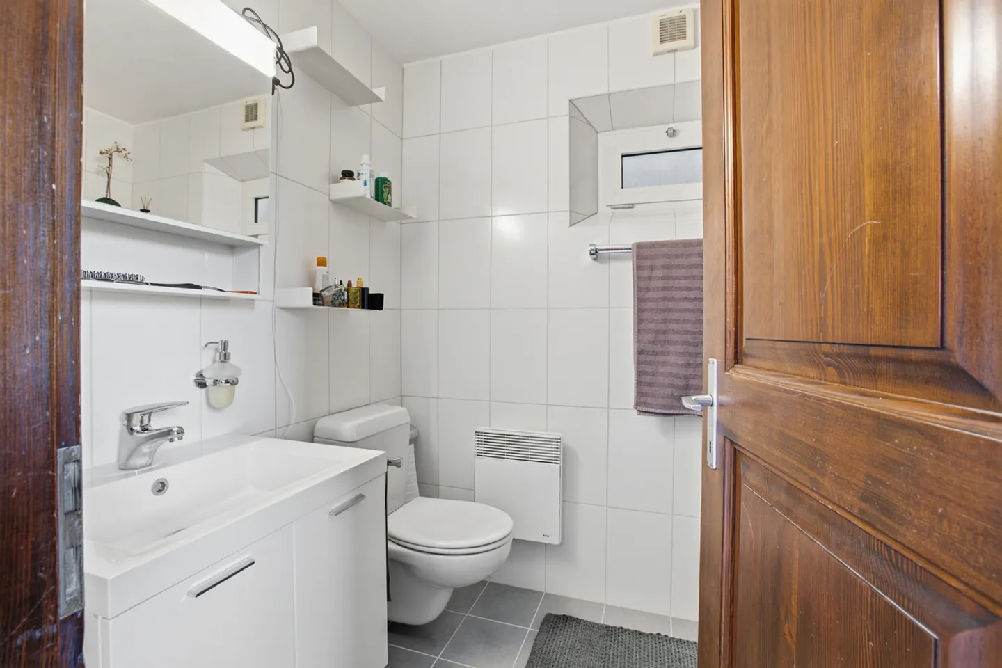 Charming Family Home in Gordola - Photo 10 of 13
