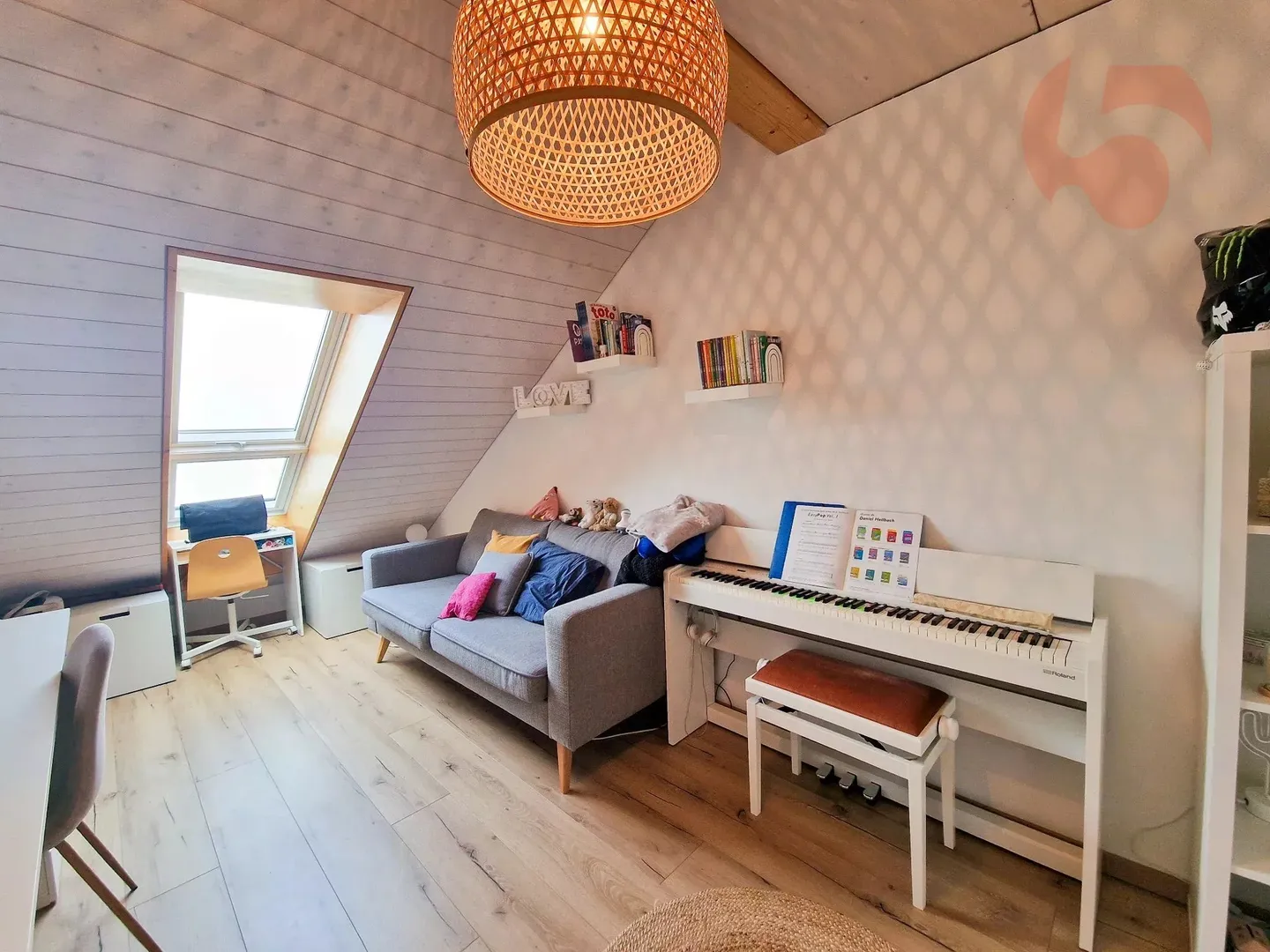 Schönes Triplex von 2020 mit 20 m² Balkon und kleinem Garten im Erdgeschoss. Mit Garage - Foto 7 von 15