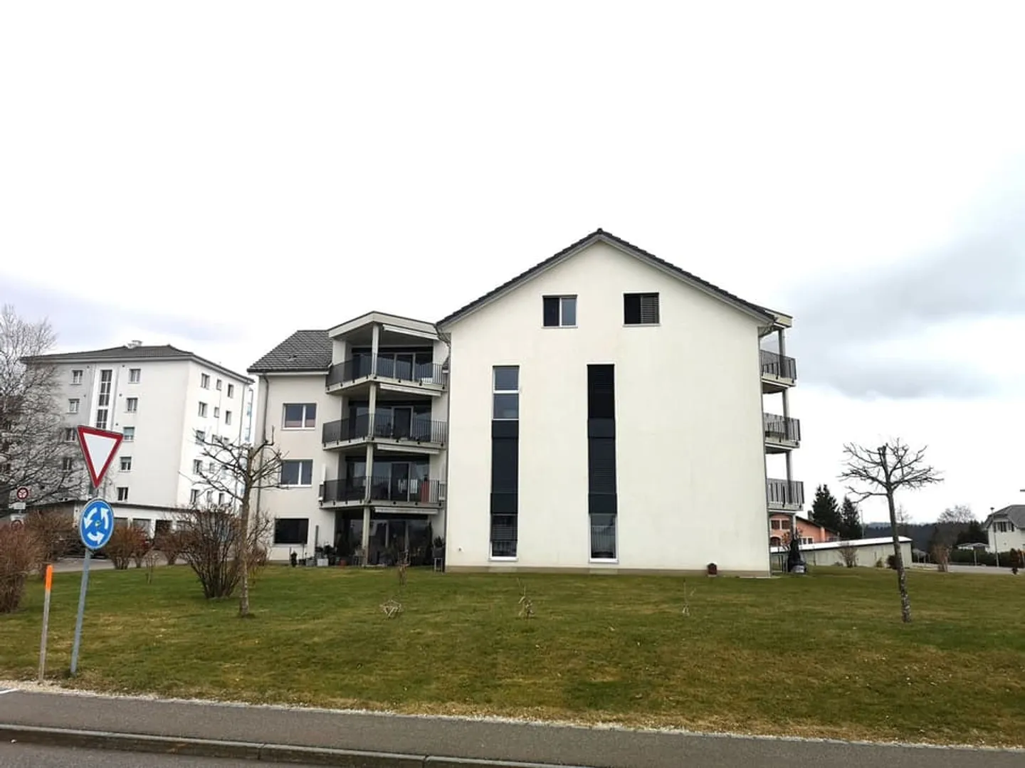 Magnificent 4.5-room apartment in Les Bois, including two parking spaces - Photo 3 of 13