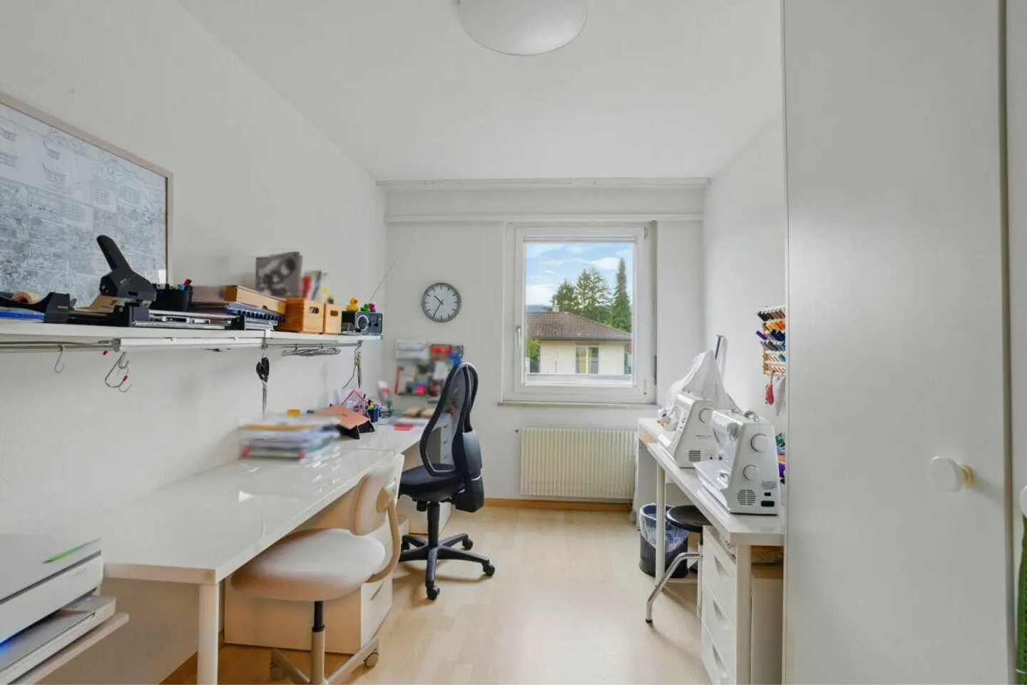 Maison familiale double de 5,5 Z' avec oasis de jardin ensoleillée et garage - Photo 5 sur 13