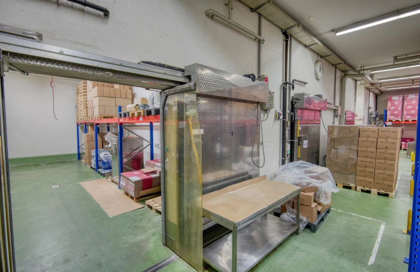 Attractive commercial and storage space in a convenient location - Photo 8 of 15