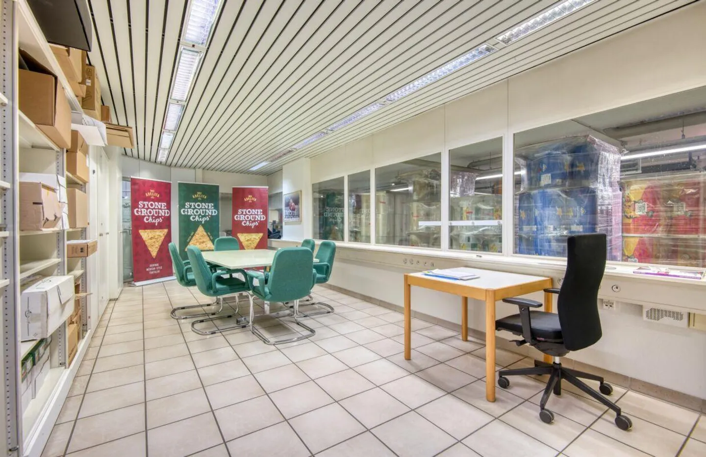 Attractive commercial and storage space in a convenient location - Photo 12 of 15