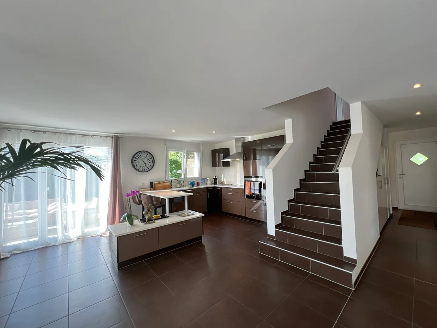 Charmante Maison Familiale avec Jardin - Photo 2 sur 15