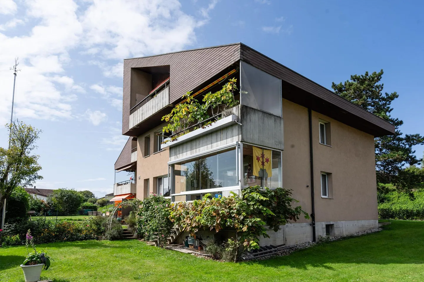 Appartamento 4.5 locali con balcone vetrato a Zuzwil - Foto 1 di 9