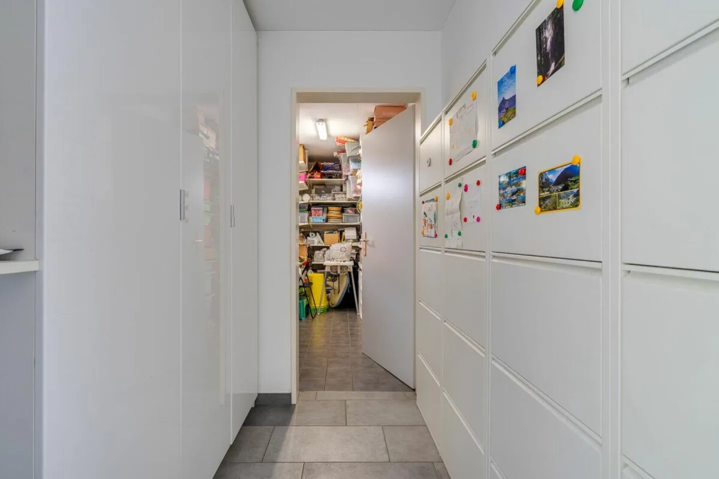 DAVESCO · CASA MODERNA CON GIARDINO E VISTA LIBERA SUL LAGO DI LUGANO - Foto 7 di 15