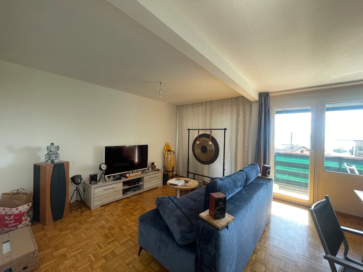 Charmant appartement 3 pièces - Photo 2 sur 5