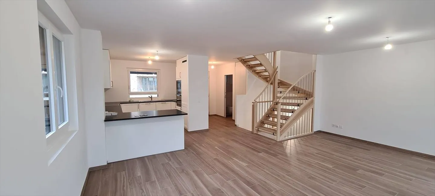 Casa a schiera 5,5 vani - Foto 7 di 11