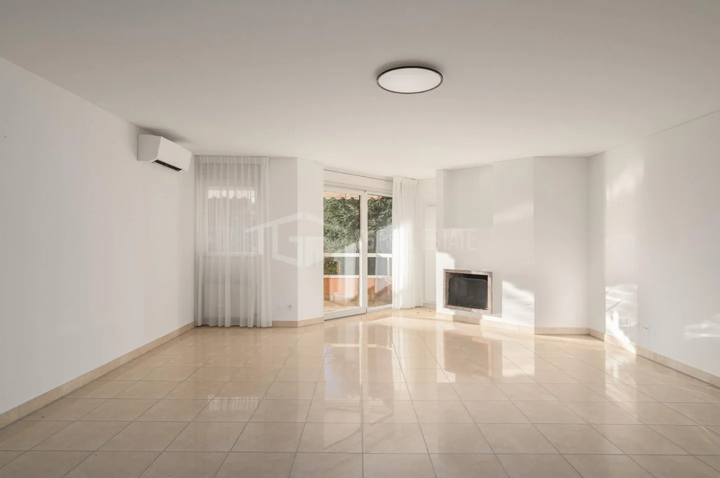 SPACIOUS 5.5 APARTMENT NEAR TASIS. - Photo 6 of 13