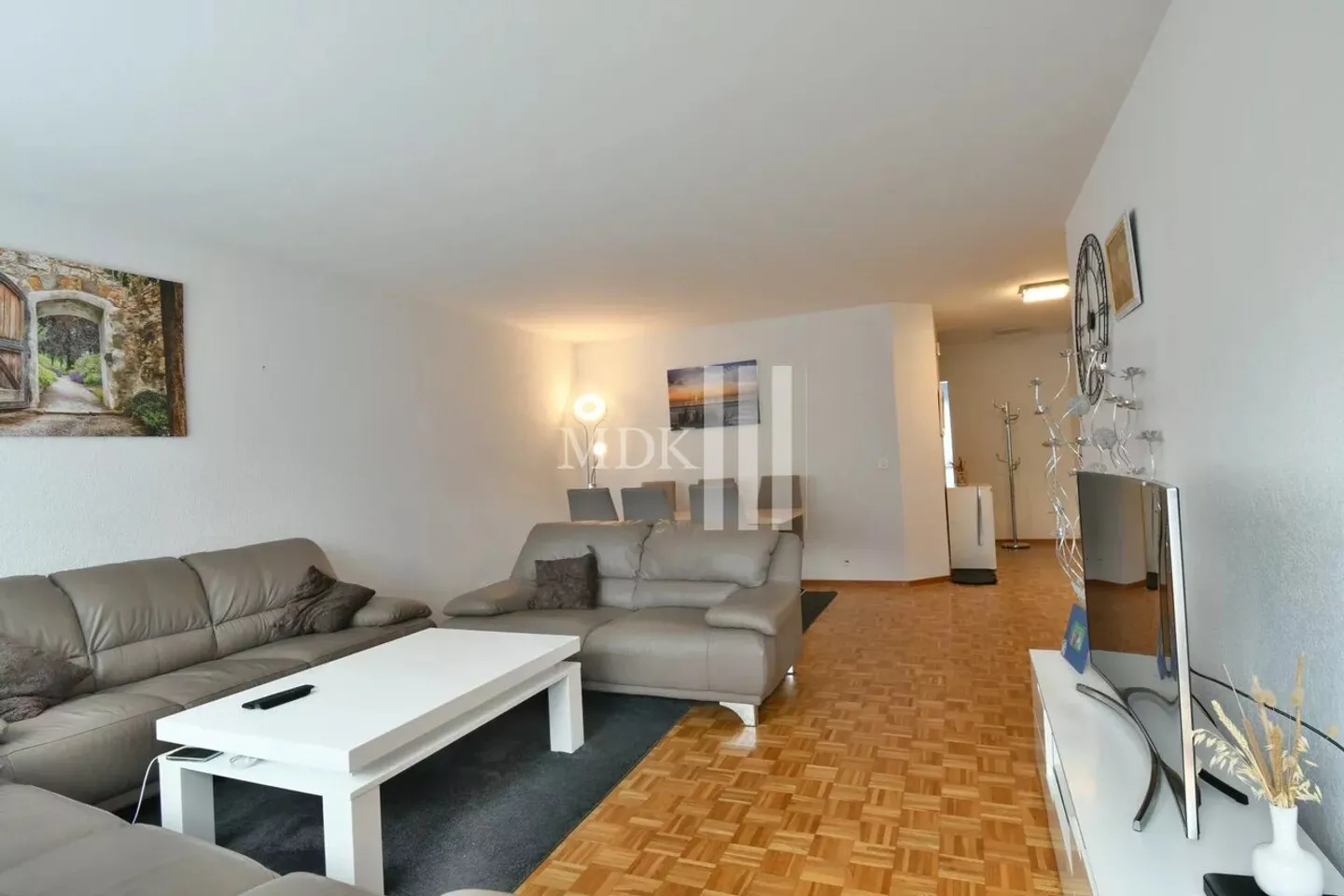 Appartamento 5.5 stanze - Foto 1 di 13