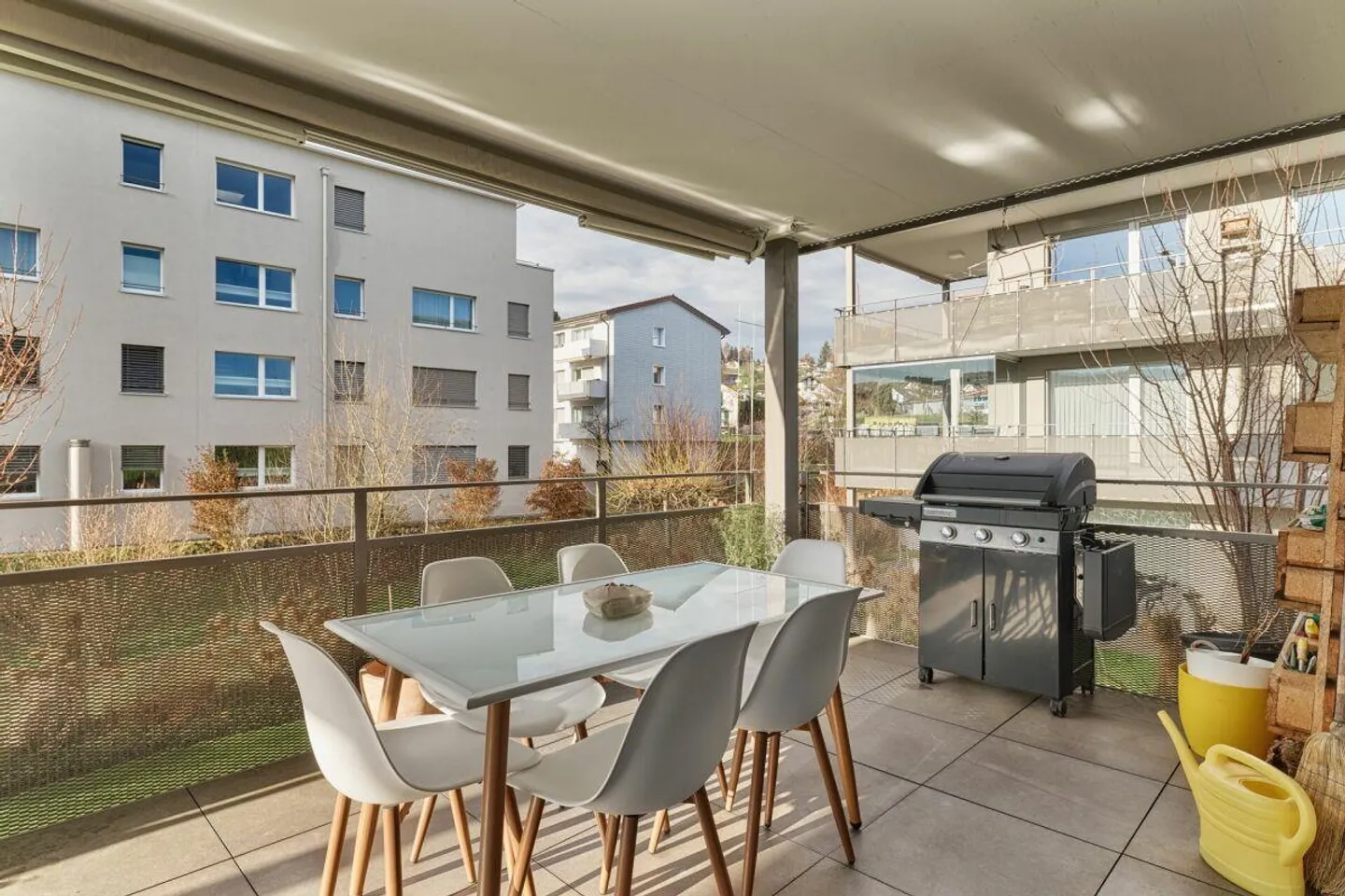 Appartement spacieux de 3,5 pièces avec vue sur la verdure - Photo 13 sur 16