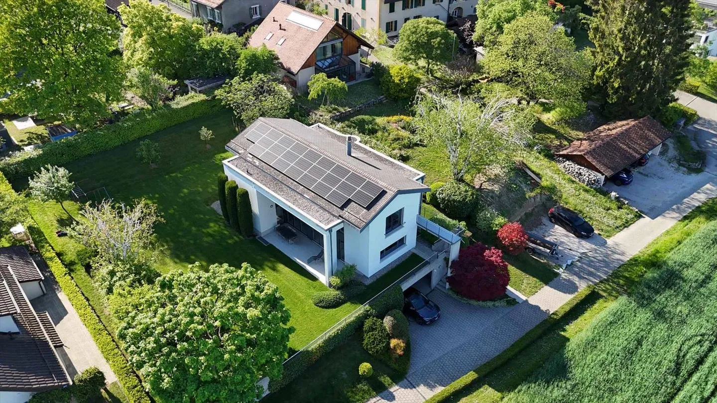 Villa individuelle moderne et familiale de 264 m² - Photo 2 sur 13