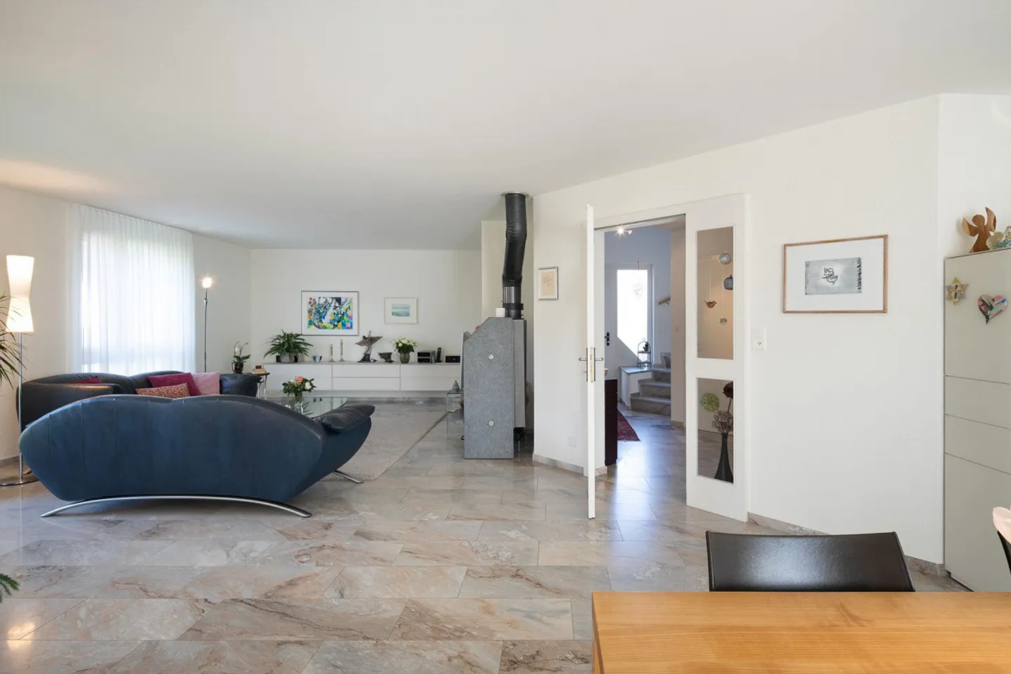 Freistehendes Einfamilienhaus mit Garten - Foto 5 von 19