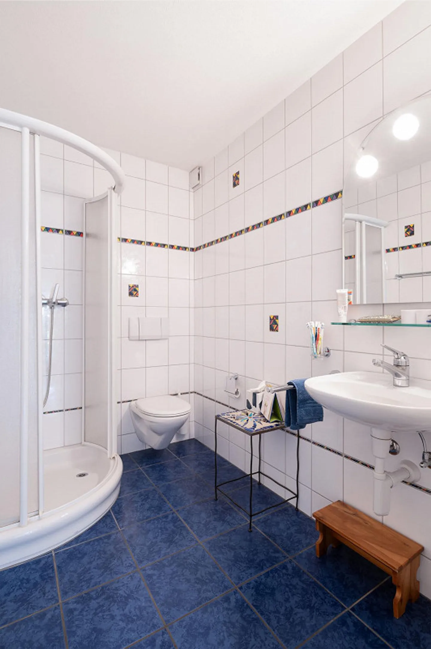 Freistehendes Einfamilienhaus mit Garten - Foto 8 von 19