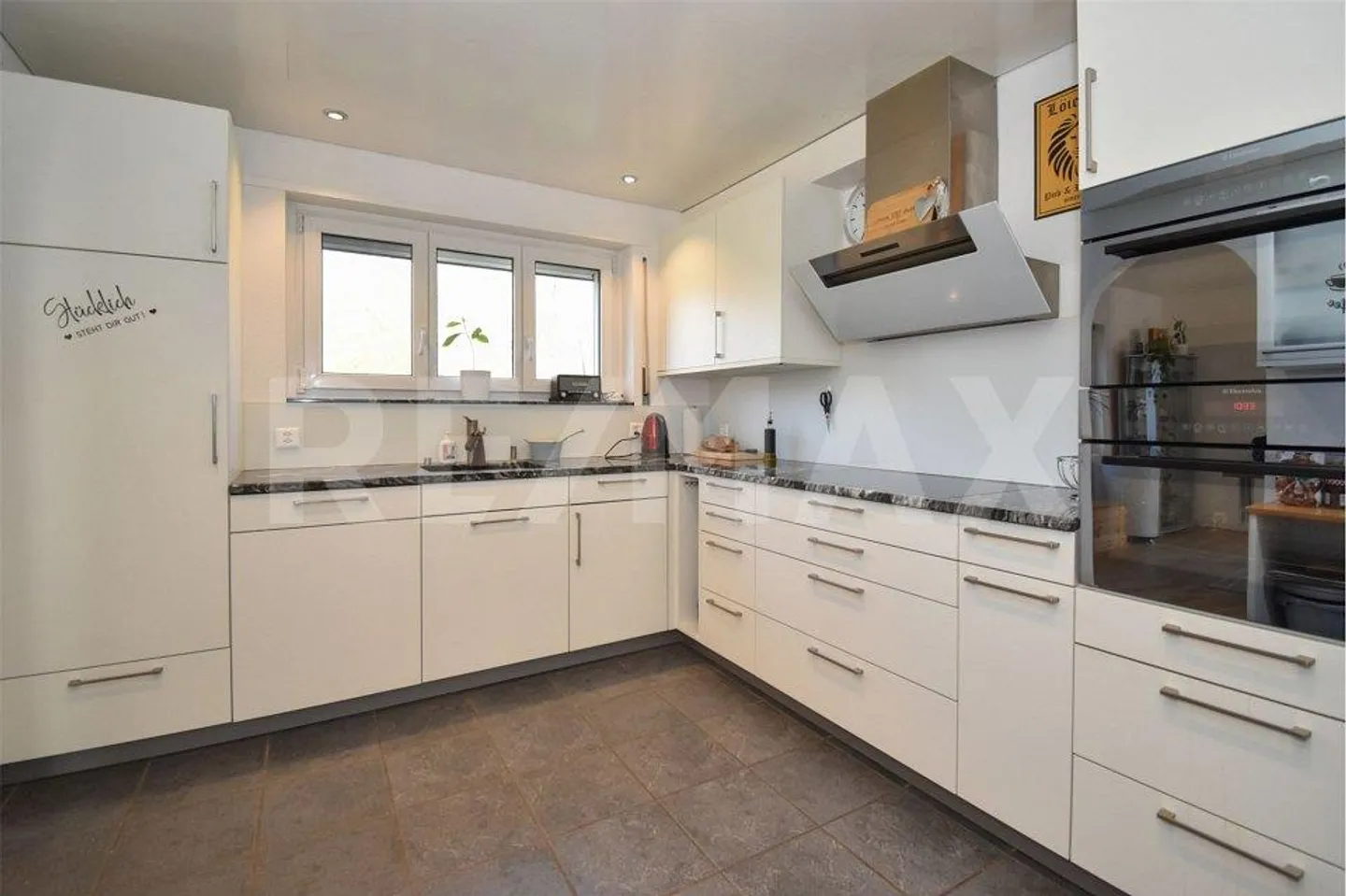 6½ Room Detached House, contemporarily renovated with heat pump and ... - Photo 3 of 10